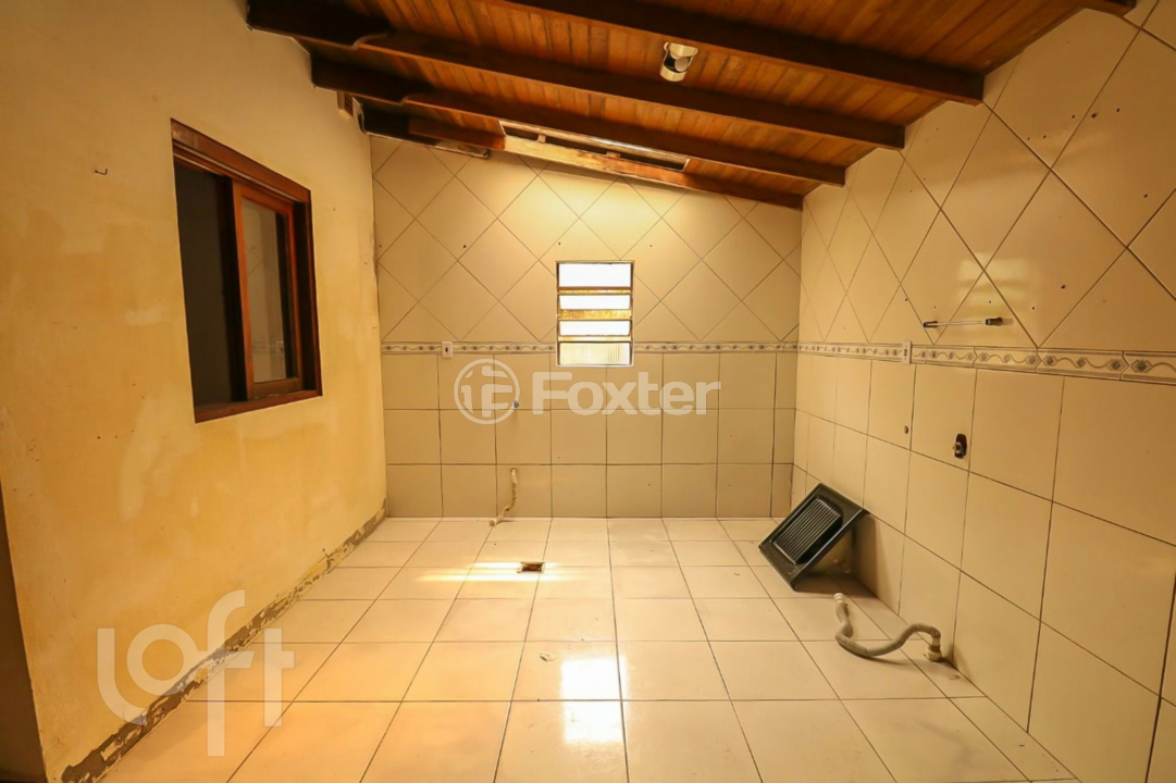 Casa à venda com 2 quartos, 46m² - Foto 12