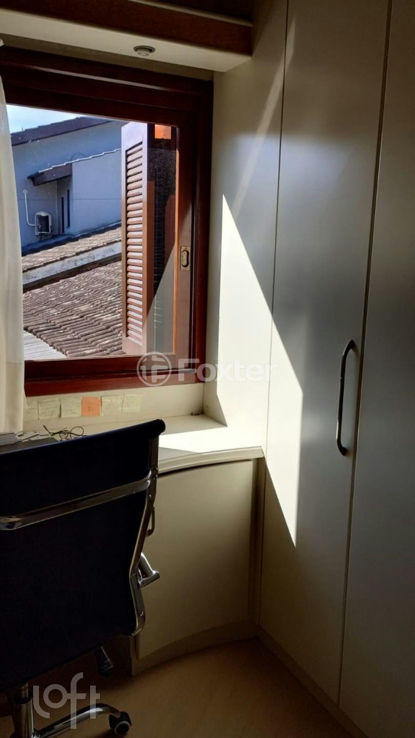 Casa à venda com 3 quartos, 242m² - Foto 13