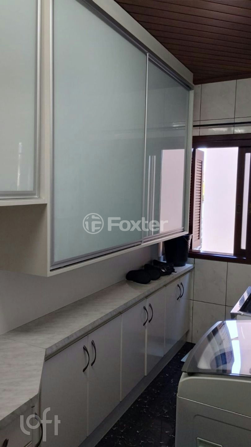 Casa à venda com 3 quartos, 242m² - Foto 18