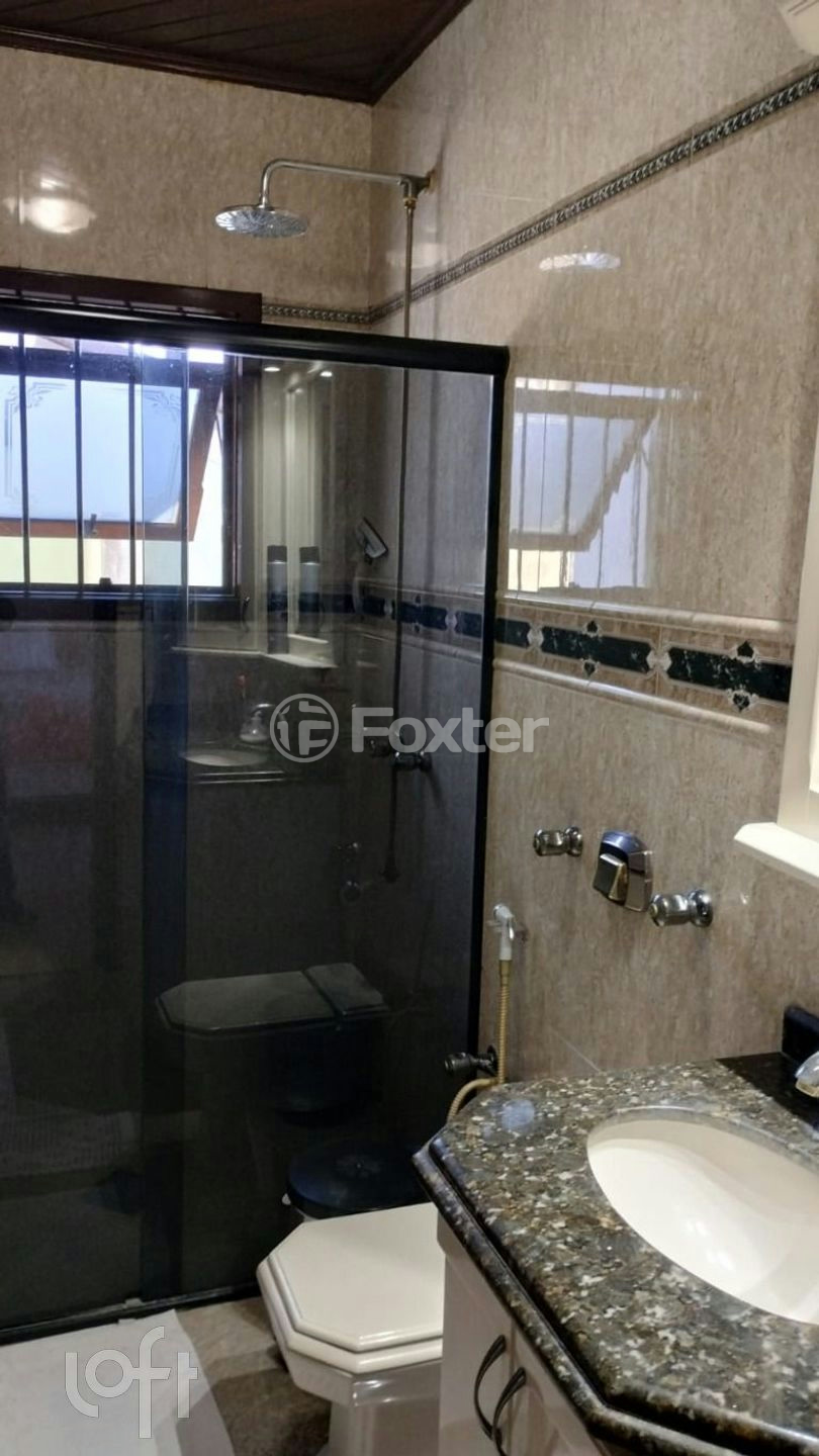 Casa à venda com 3 quartos, 242m² - Foto 14