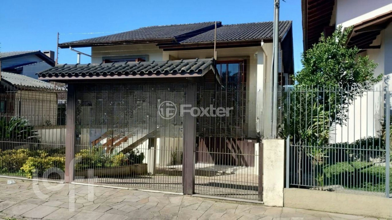 Casa à venda com 3 quartos, 242m² - Foto 29