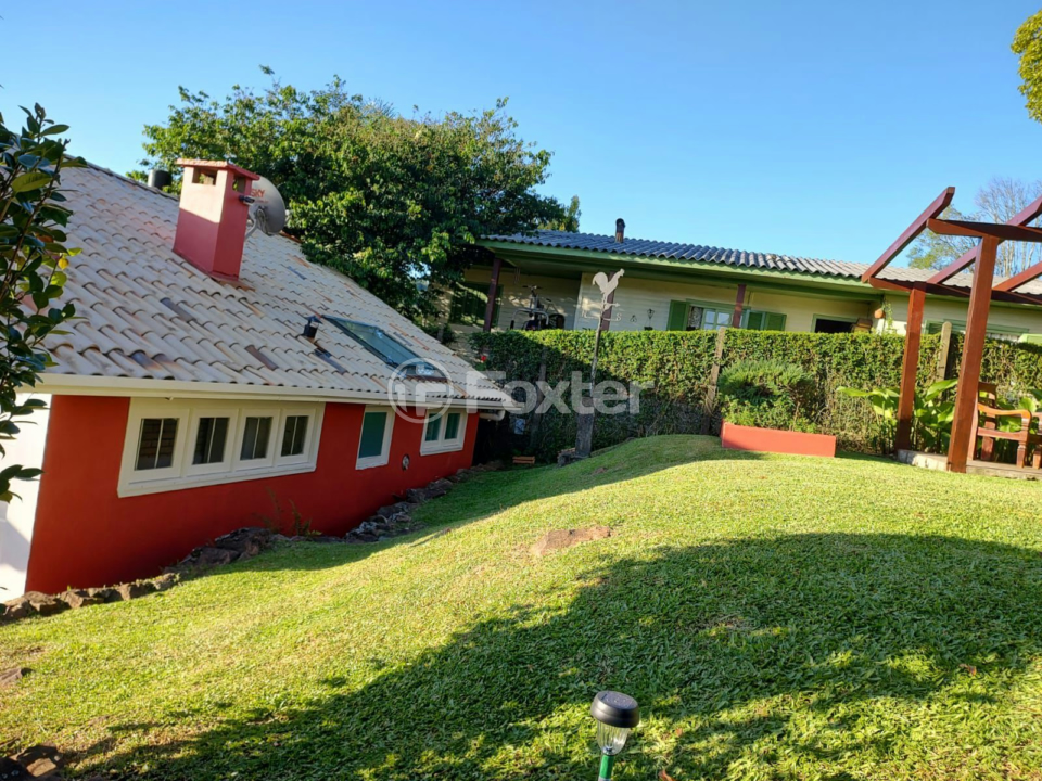 Casa à venda com 3 quartos, 106m² - Foto 13