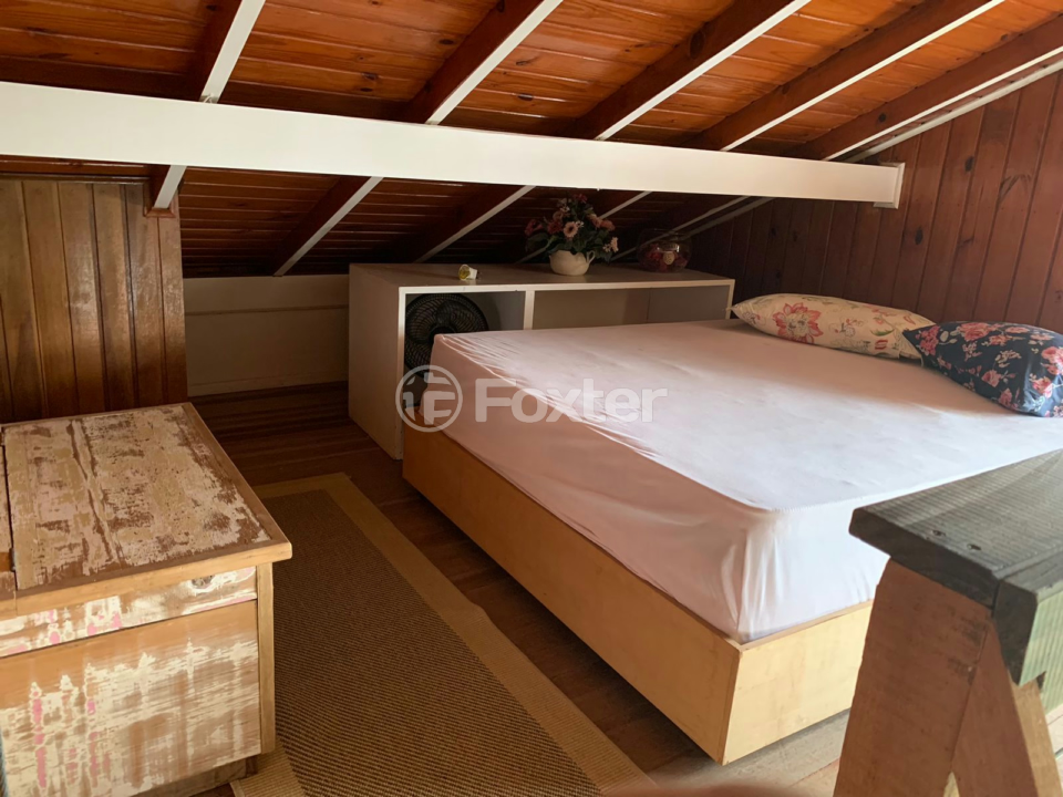 Casa à venda com 3 quartos, 106m² - Foto 9