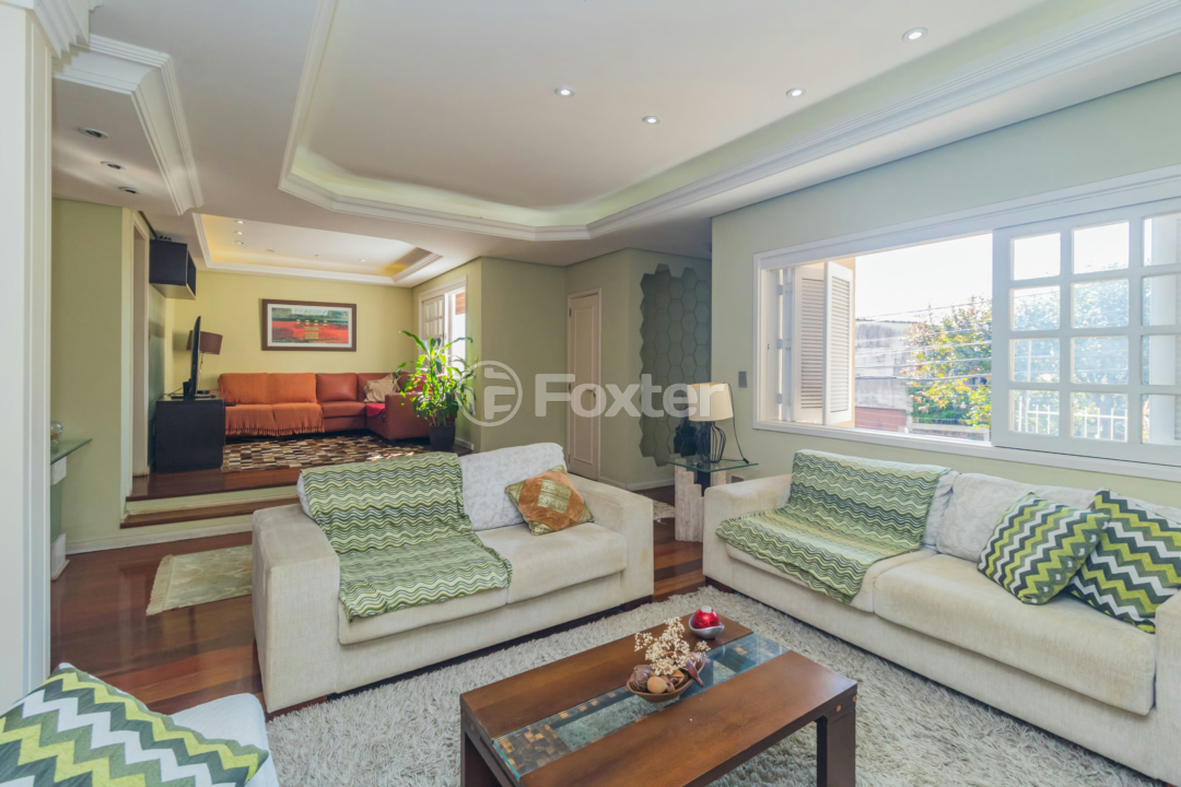 Casa à venda com 3 quartos, 289m² - Foto 5
