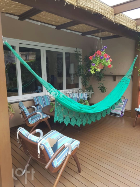 Casa à venda com 3 quartos, 234m² - Foto 14