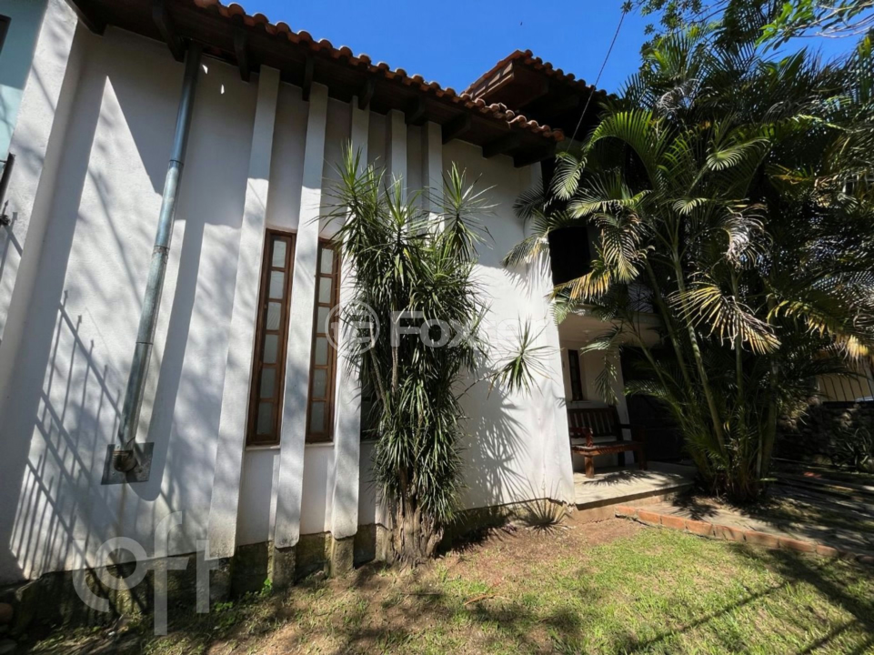 Casa à venda com 4 quartos, 360m² - Foto 18