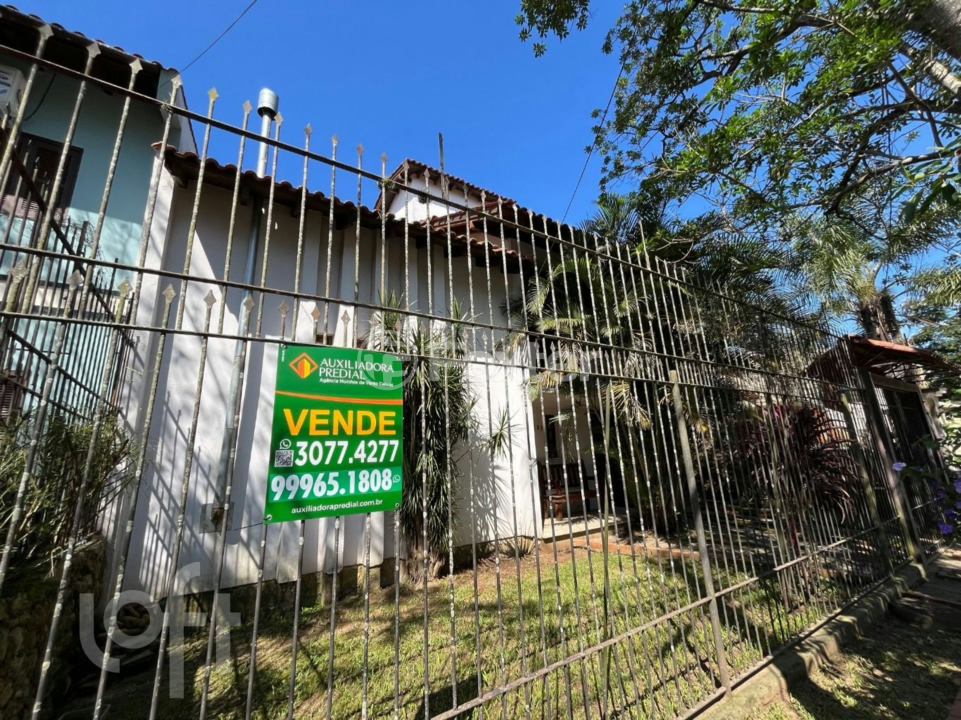 Casa à venda com 4 quartos, 360m² - Foto 3