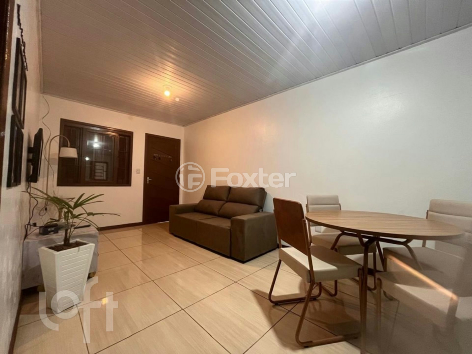 Casa à venda com 2 quartos, 68m² - Foto 4