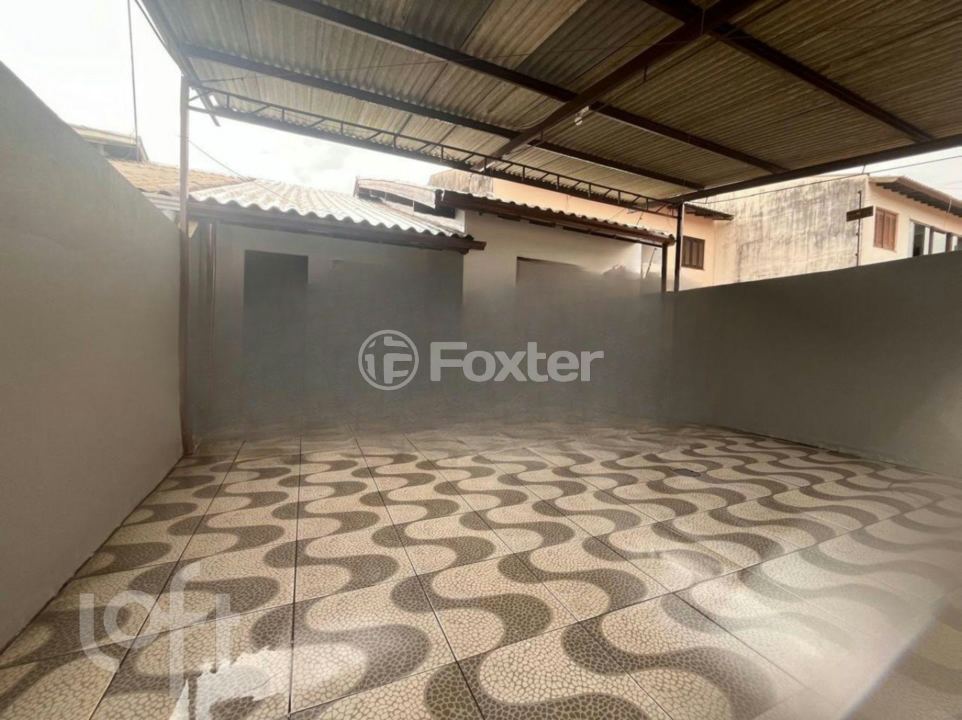 Casa à venda com 2 quartos, 68m² - Foto 1