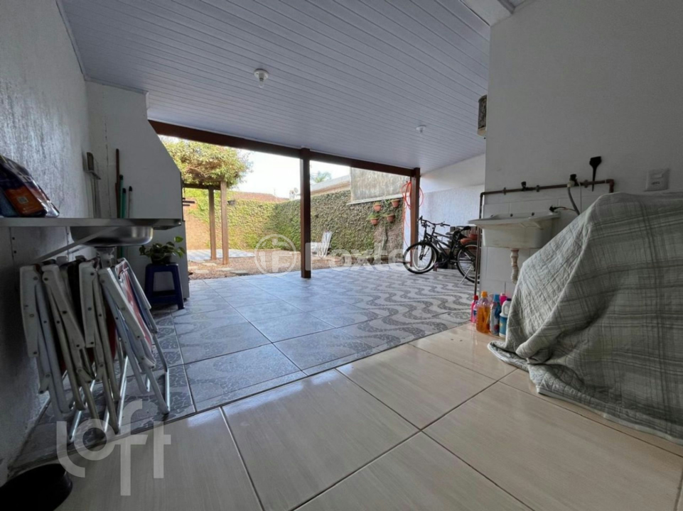 Casa à venda com 2 quartos, 68m² - Foto 18