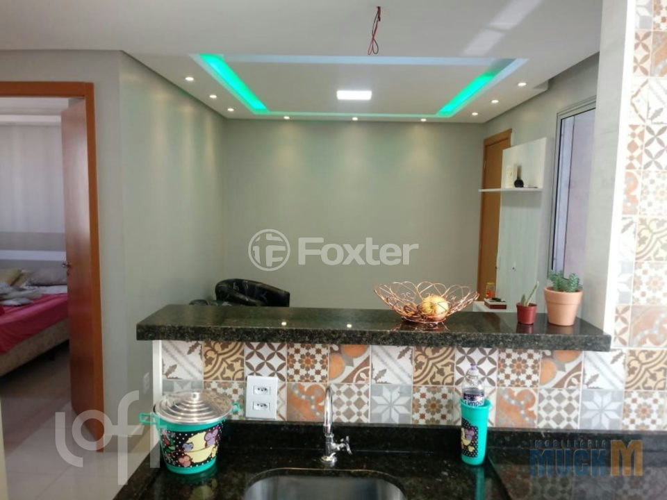 Apartamento à venda com 2 quartos, 41m² - Foto 2