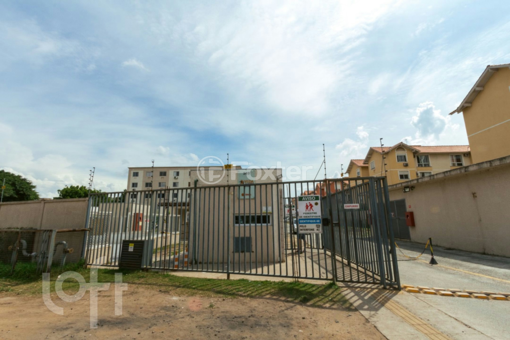 Apartamento à venda com 2 quartos, 41m² - Foto 17