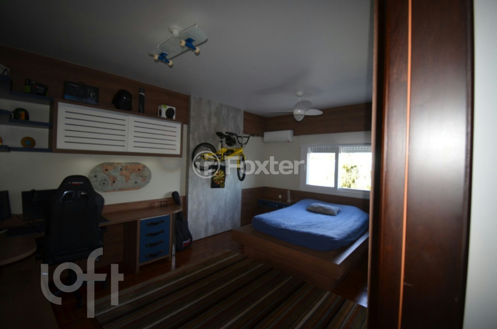 Casa à venda com 3 quartos, 990m² - Foto 10