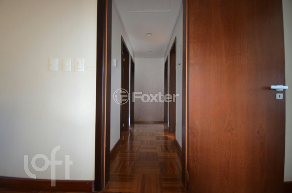 Casa à venda com 3 quartos, 990m² - Foto 21