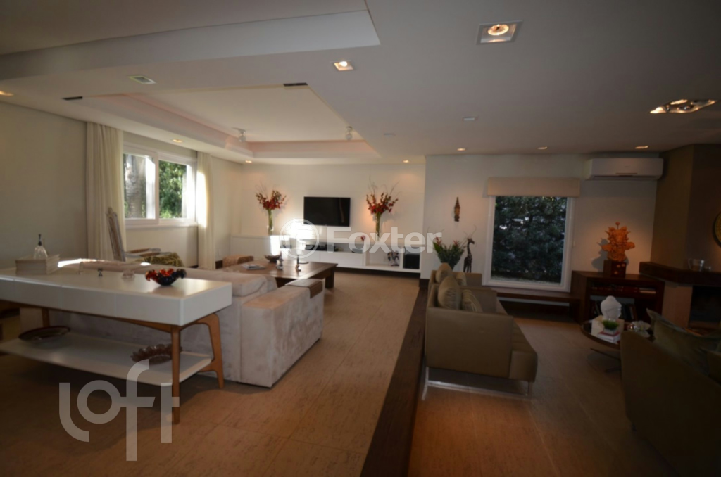 Casa à venda com 3 quartos, 990m² - Foto 5