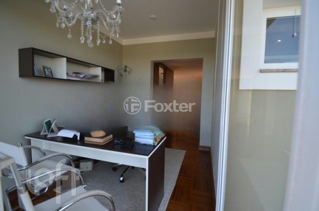Casa à venda com 3 quartos, 990m² - Foto 17