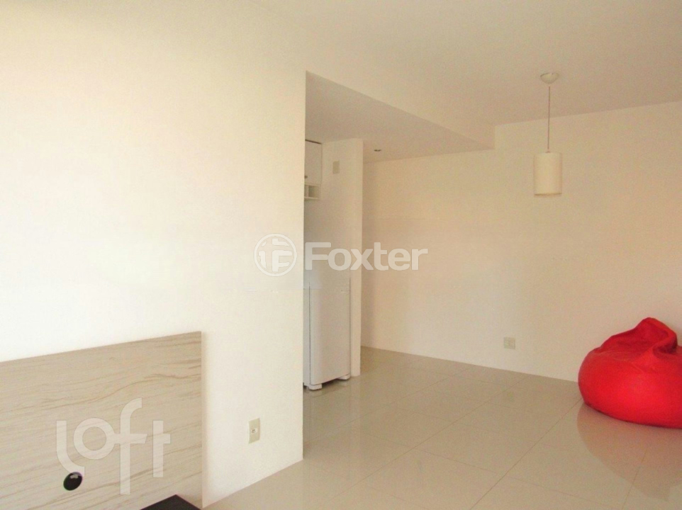 Apartamento à venda com 2 quartos, 80m² - Foto 13