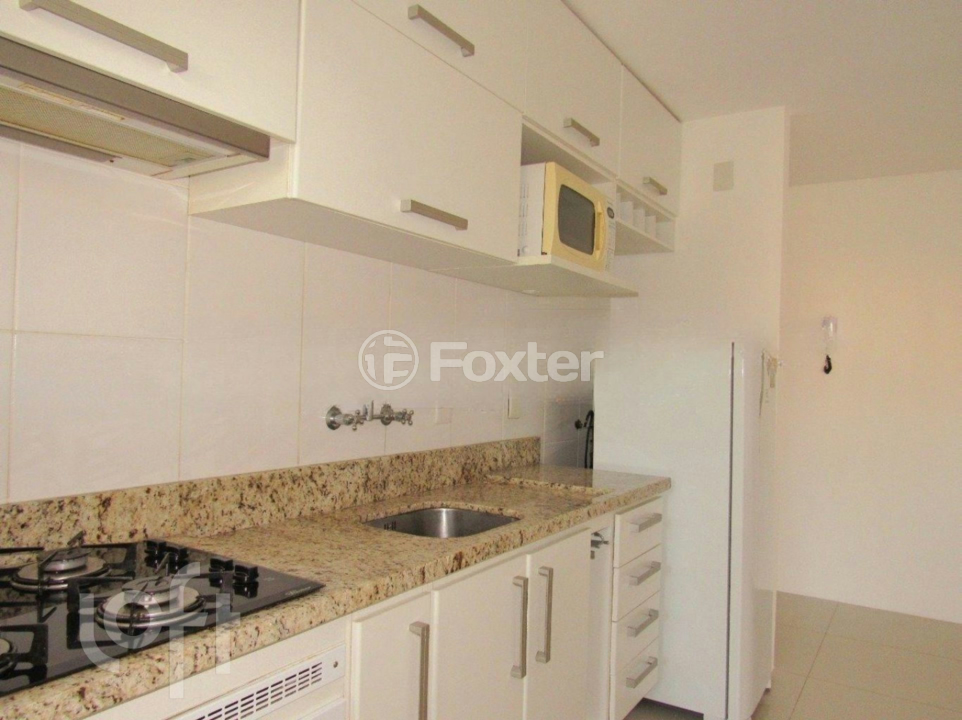 Apartamento à venda com 2 quartos, 80m² - Foto 3