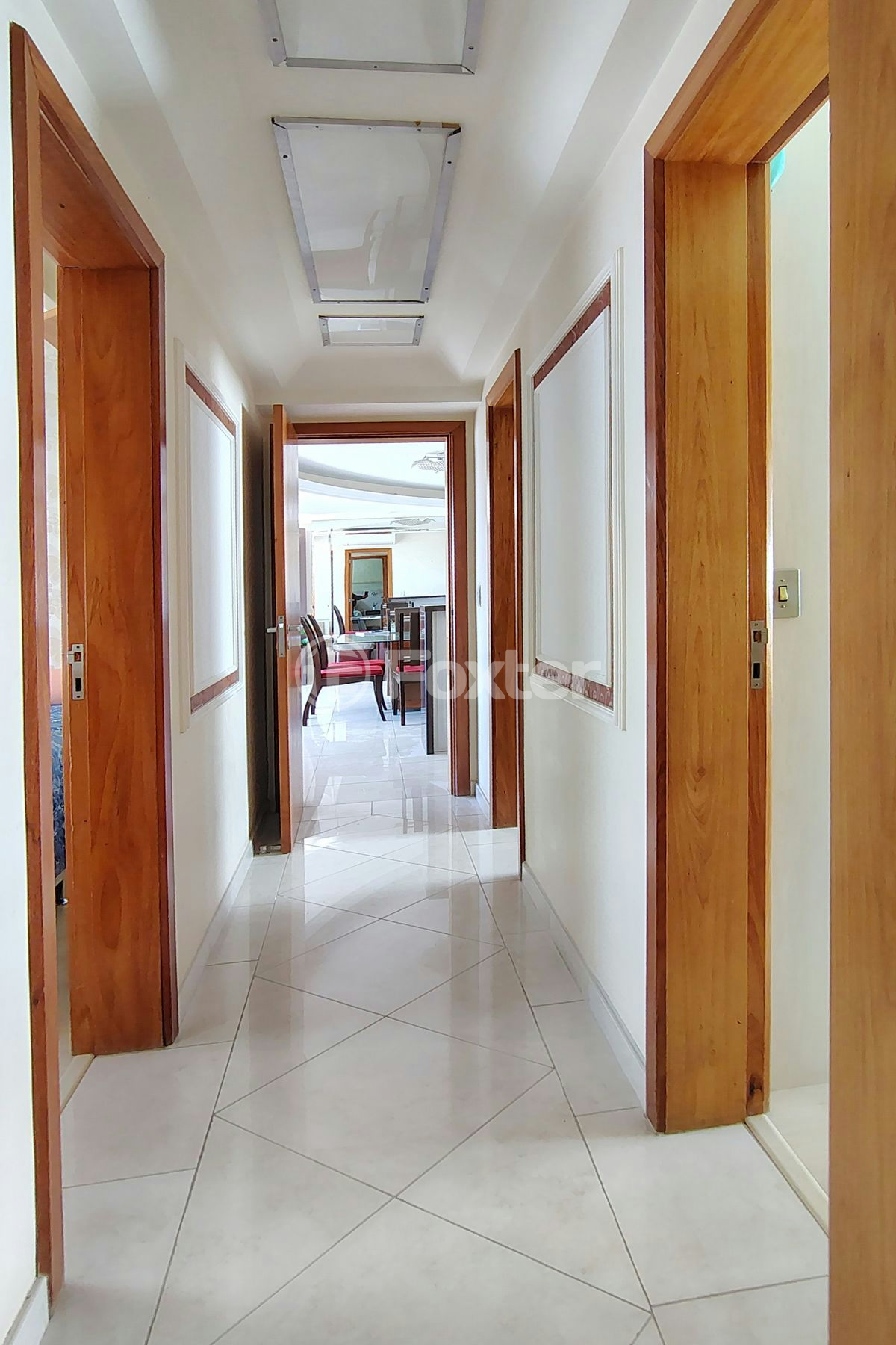 Apartamento à venda com 3 quartos, 113m² - Foto 9
