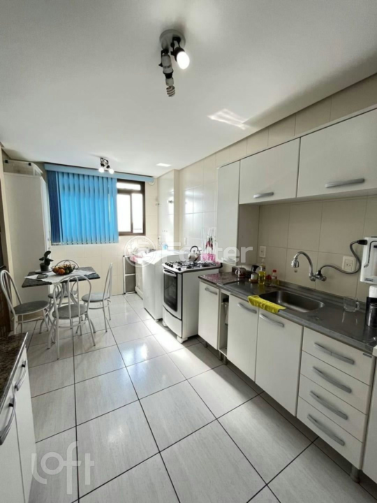 Apartamento à venda com 2 quartos, 79m² - Foto 8