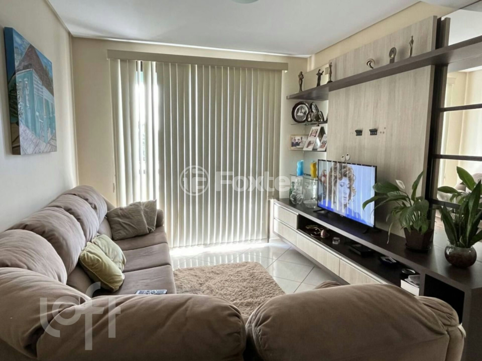 Apartamento à venda com 2 quartos, 79m² - Foto 2
