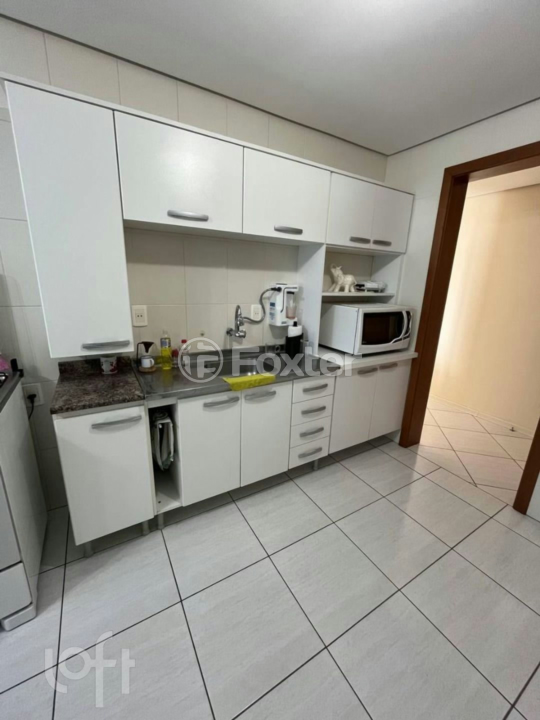 Apartamento à venda com 2 quartos, 79m² - Foto 12