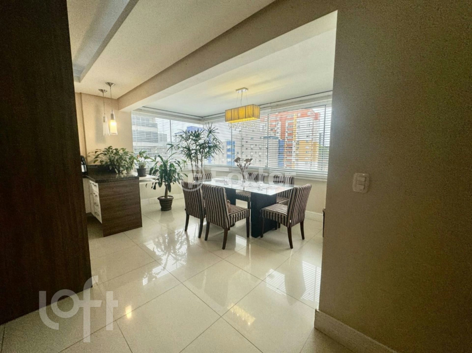 Apartamento à venda com 3 quartos, 114m² - Foto 19