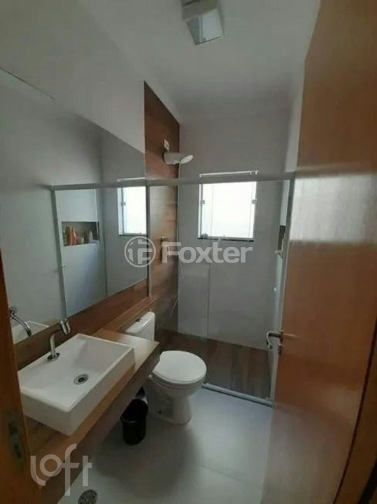 Casa à venda com 3 quartos, 200m² - Foto 11
