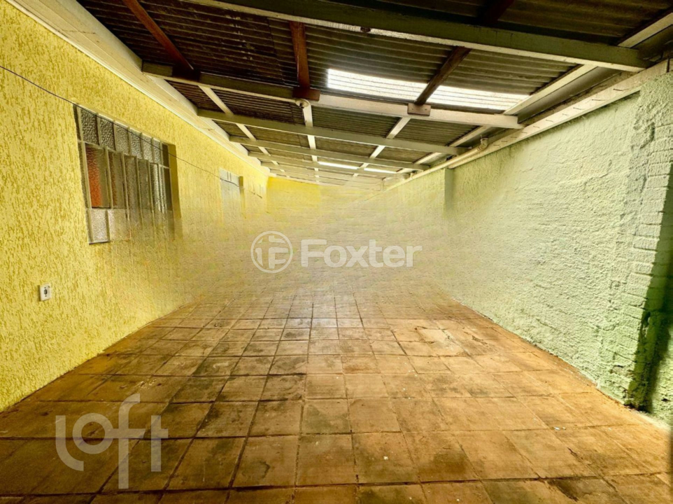 Casa à venda com 4 quartos, 232m² - Foto 16
