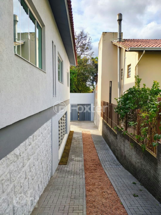 Casa à venda com 3 quartos, 194m² - Foto 7