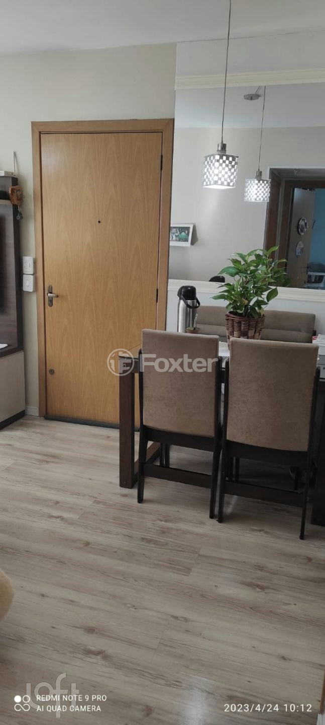 Apartamento à venda com 2 quartos, 62m² - Foto 2