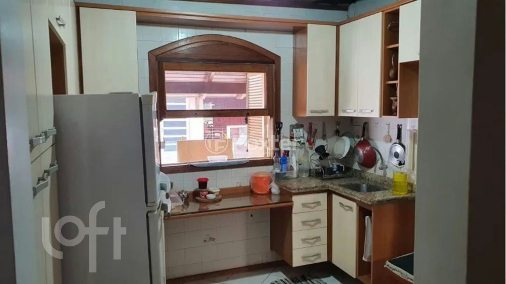 Casa à venda com 2 quartos, 82m² - Foto 3