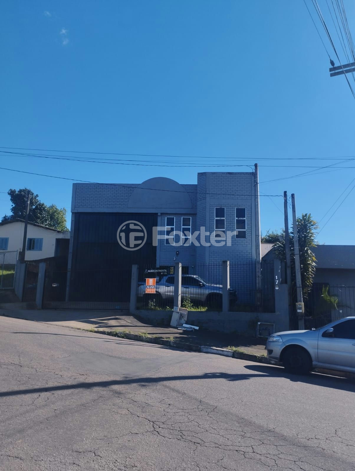 Depósito-Galpão-Armazém à venda, 226m² - Foto 1