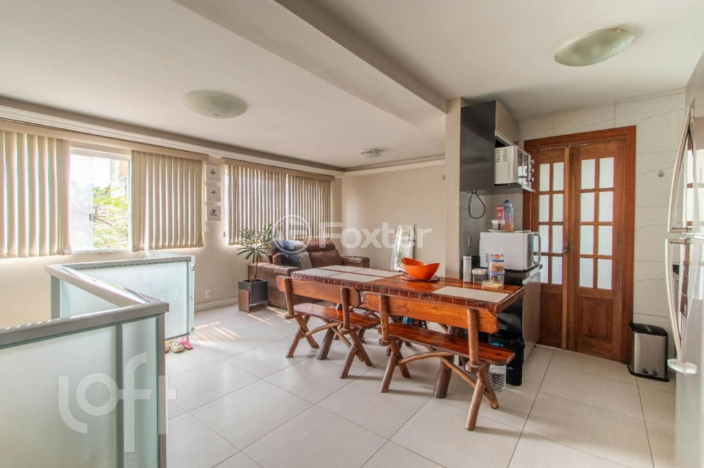 Casa à venda com 3 quartos, 240m² - Foto 27