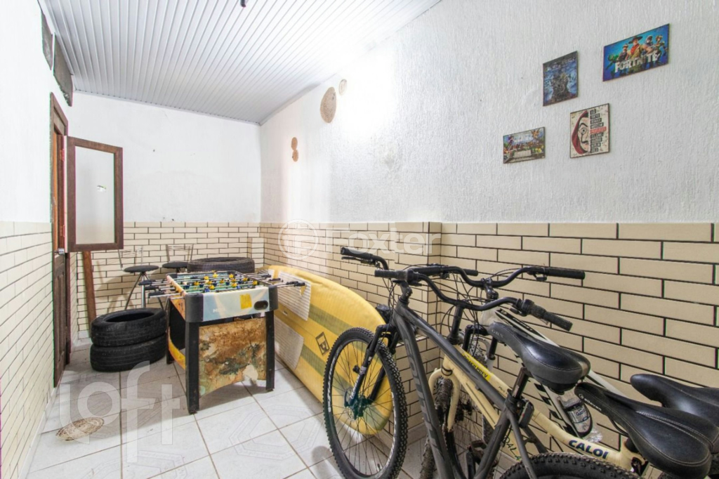 Casa à venda com 3 quartos, 240m² - Foto 12