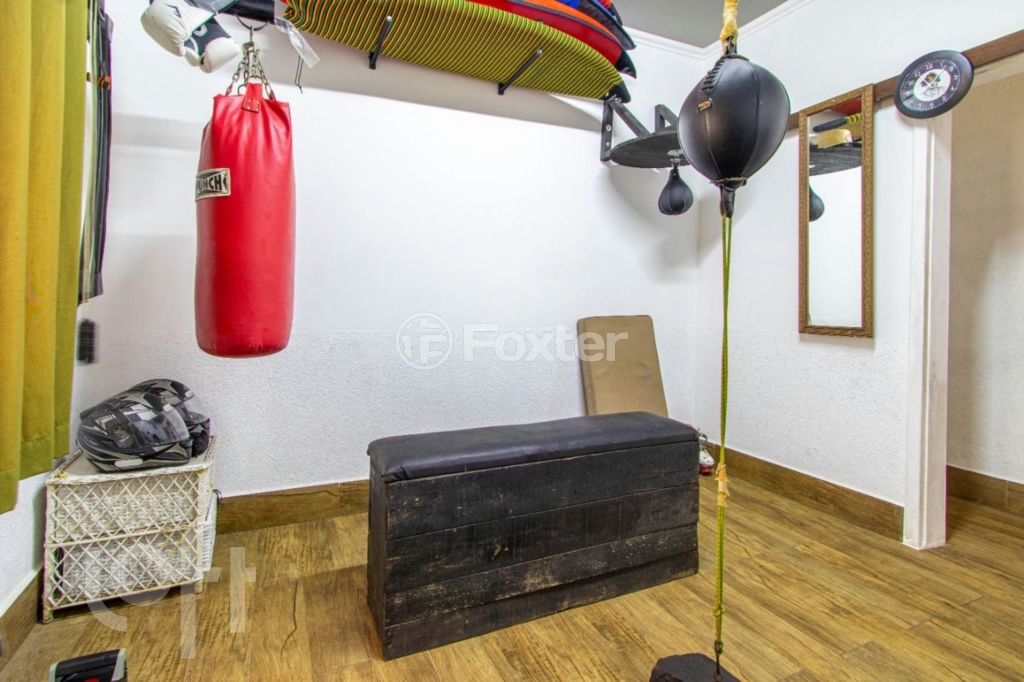 Casa à venda com 3 quartos, 240m² - Foto 6