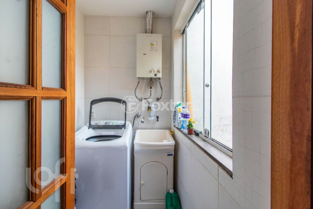 Casa à venda com 3 quartos, 240m² - Foto 43
