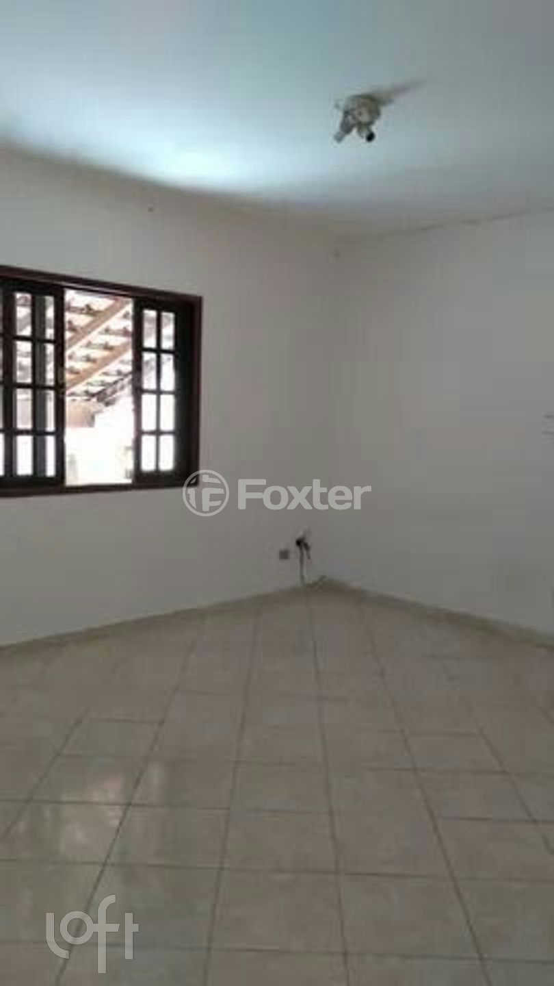 Casa à venda com 4 quartos, 207m² - Foto 1
