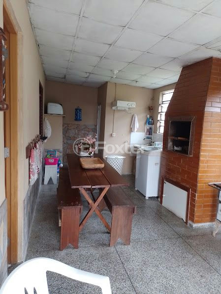 Casa à venda com 2 quartos, 90m² - Foto 12