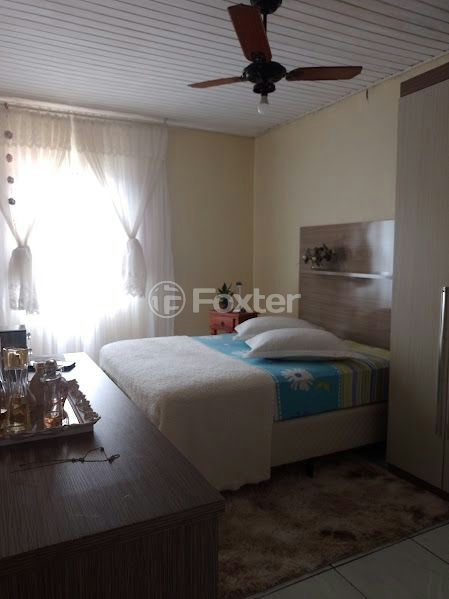 Casa à venda com 2 quartos, 90m² - Foto 5