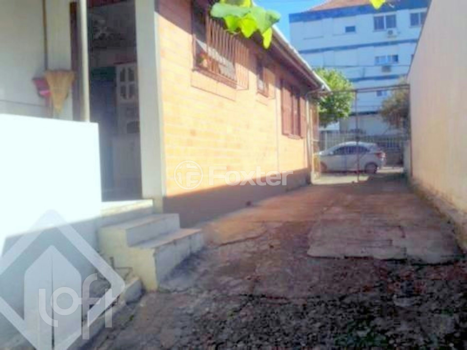 Casa à venda com 3 quartos, 325m² - Foto 5