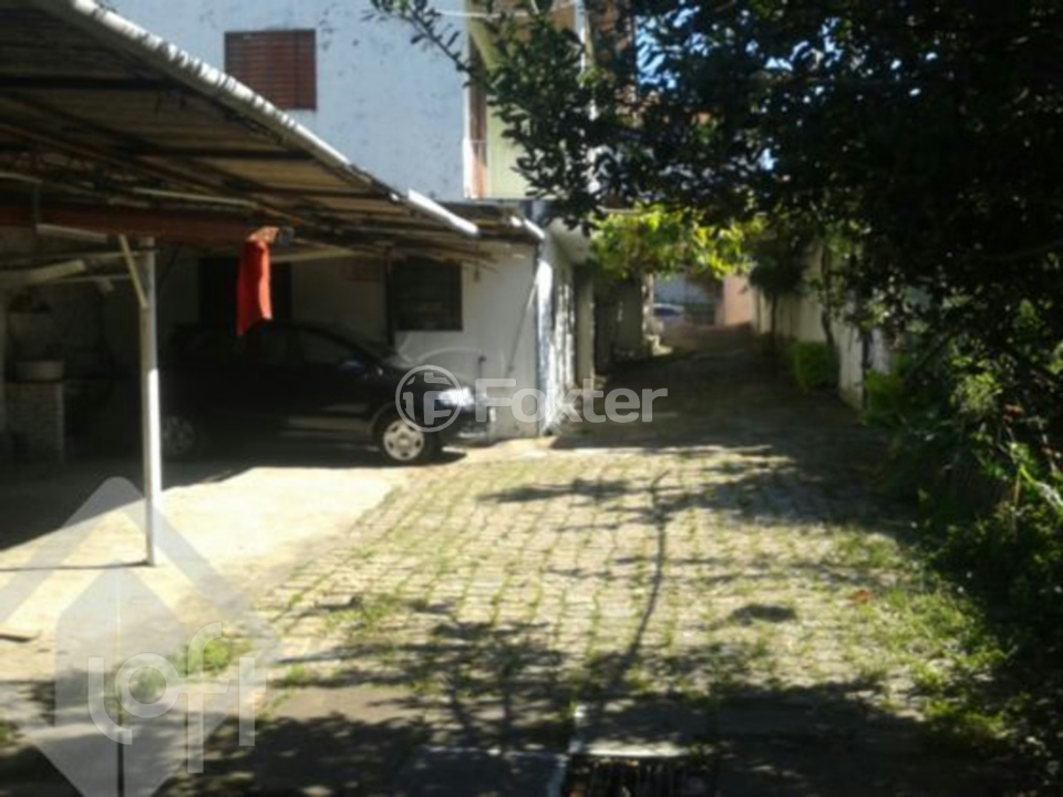 Casa à venda com 3 quartos, 325m² - Foto 12