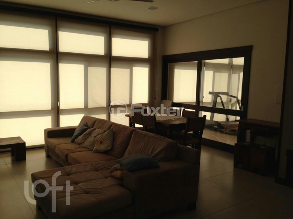 Casa à venda com 3 quartos, 380m² - Foto 5