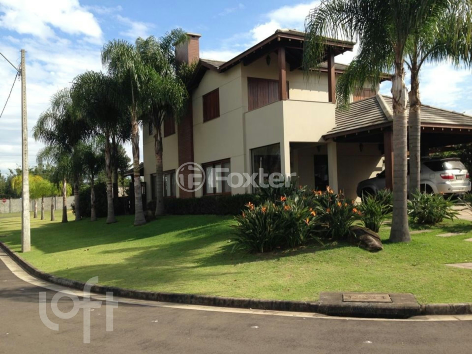 Casa à venda com 3 quartos, 380m² - Foto 1