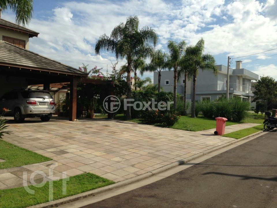 Casa à venda com 3 quartos, 380m² - Foto 9