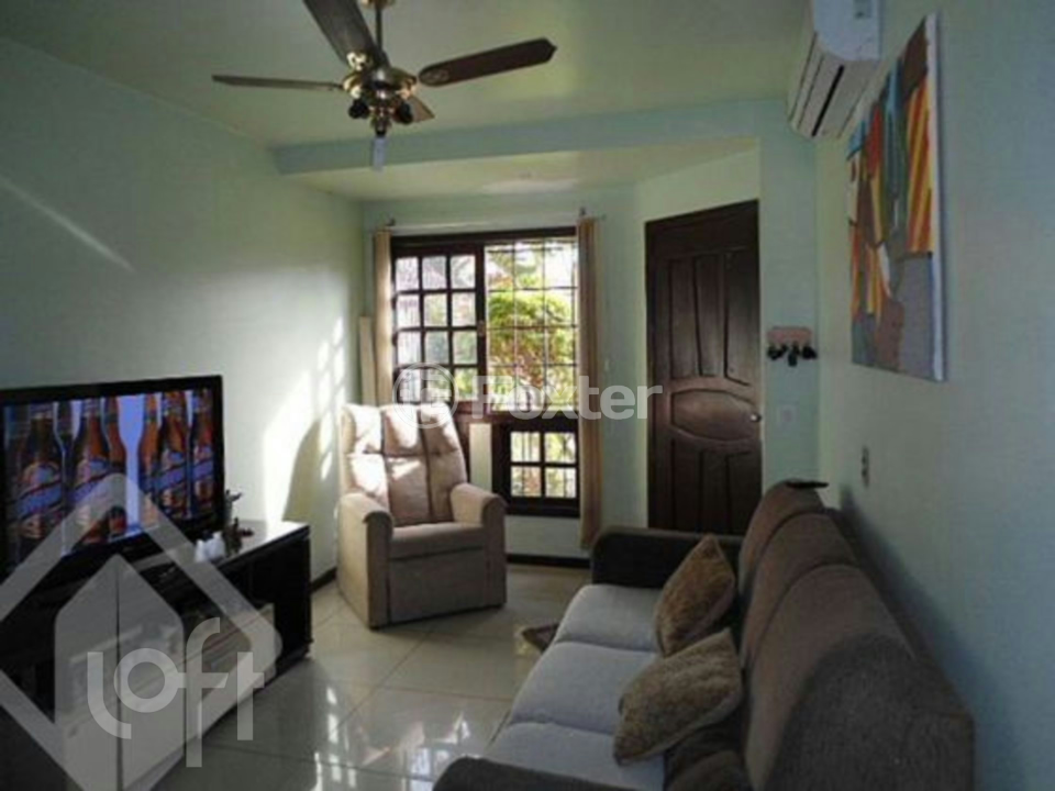 Casa à venda com 3 quartos, 123m² - Foto 1