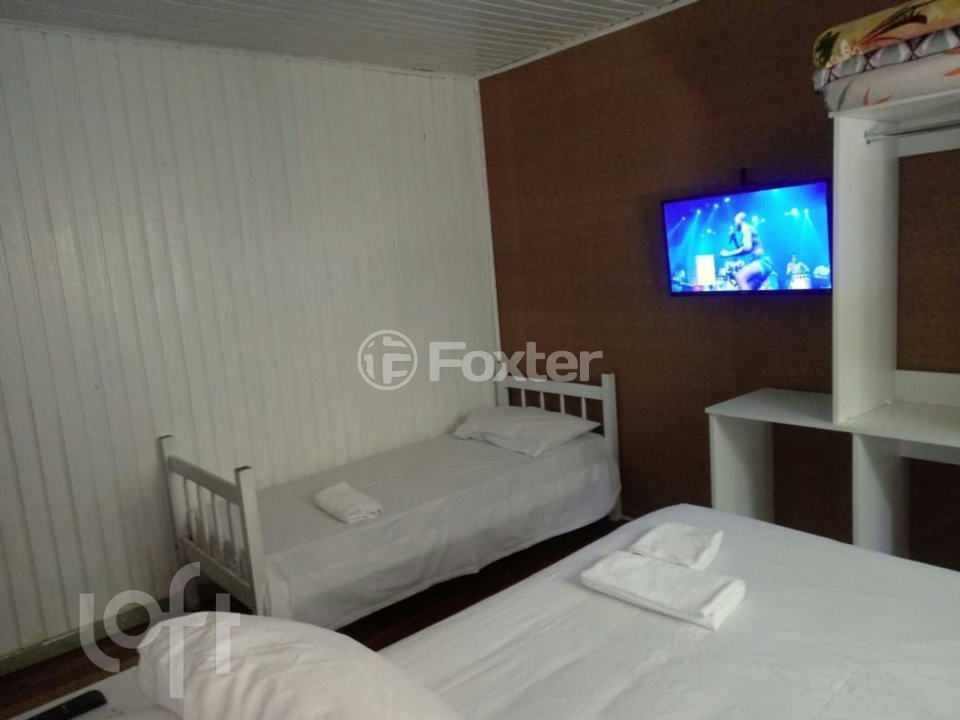 Casa à venda com 5 quartos, 140m² - Foto 14