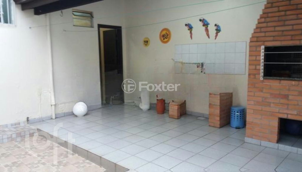 Casa à venda com 2 quartos, 90m² - Foto 11