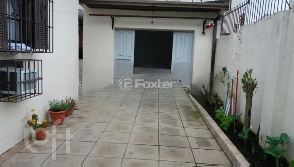 Casa à venda com 2 quartos, 90m² - Foto 14