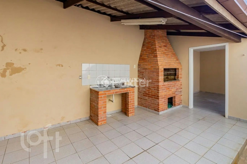 Casa à venda com 2 quartos, 90m² - Foto 25